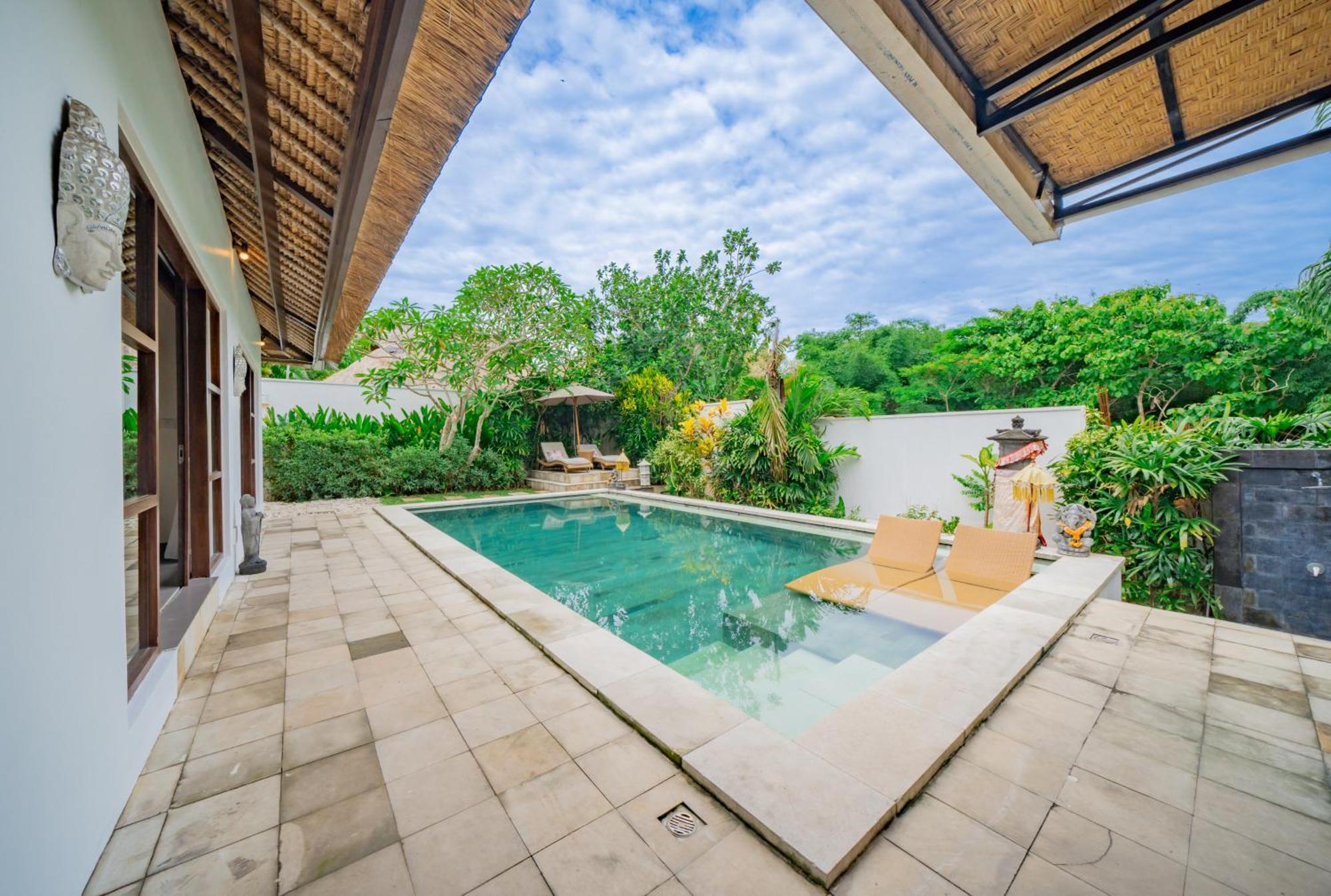 Bali Sunyi Villas Jimbaran Exterior foto